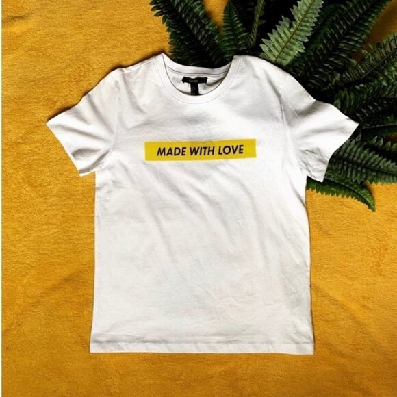 MADE WITH  LOVE WHITE T-Shirt WOMEN TEE SIZE SMALL - Picture 2 of 4